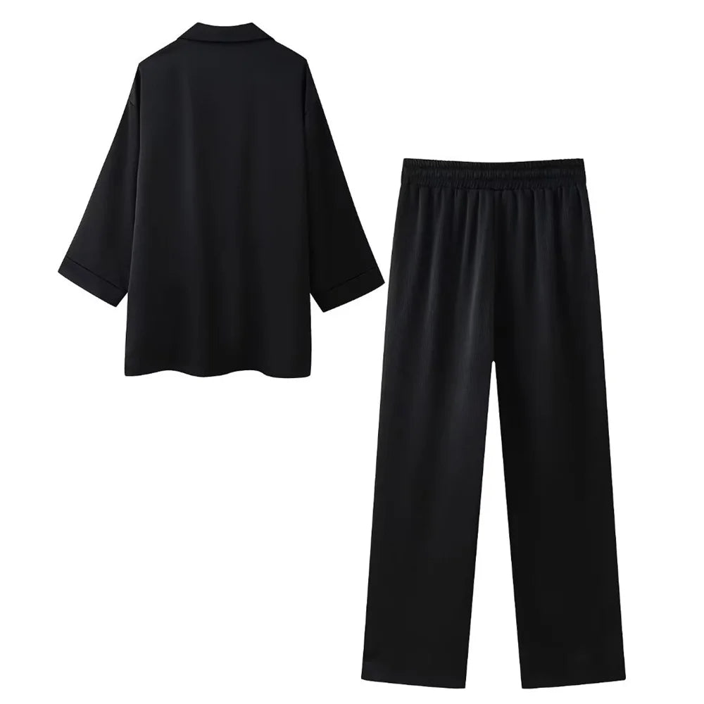 Traje elegante y arrugado™