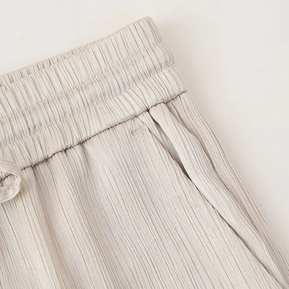 Traje elegante y arrugado™