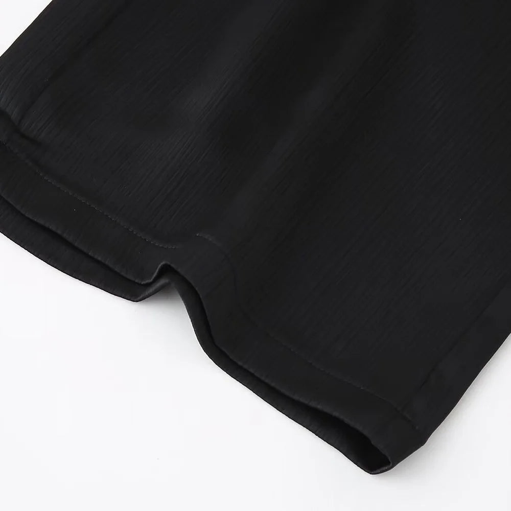 Traje elegante y arrugado™