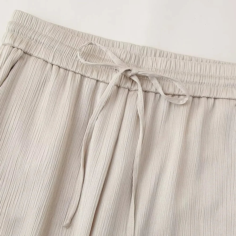 Traje elegante y arrugado™
