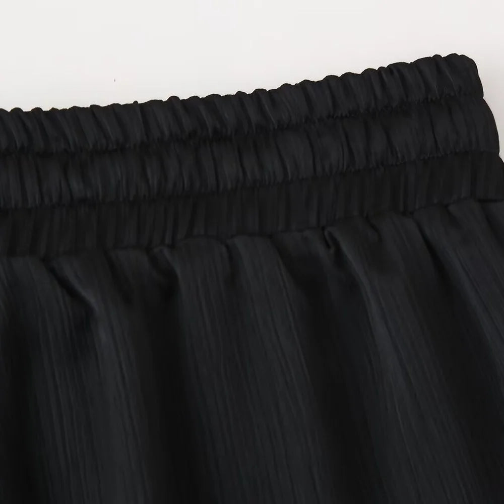 Traje elegante y arrugado™