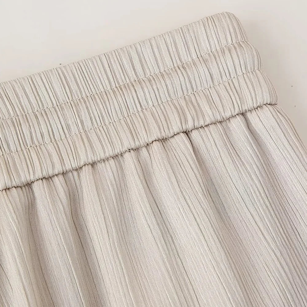 Traje elegante y arrugado™